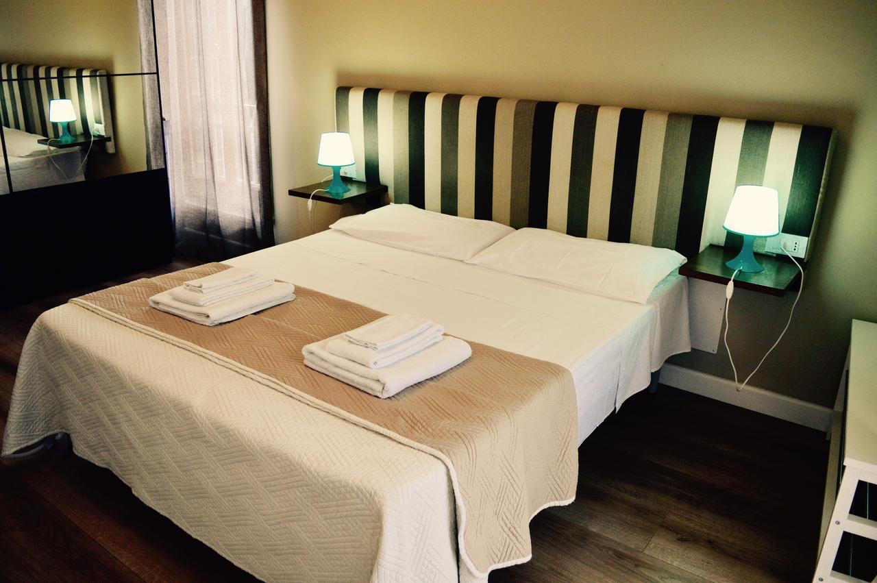 Casa Battisti - Suite Acquarello Lecce Ngoại thất bức ảnh